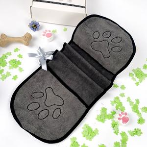 Kit de bain pour animaux de compagnie : Douchette, Nettoyage, Toilettage, Savon pour le corps, <span class=keywords><strong>Bombe</strong></span> de bain, Lingettes pour animaux, Bâton exfoliant, Peignoir pour chiens - Product Image 4