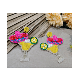 Pendientes de cuentas hechos a mano por diseñadores con trabajo artístico en cuentas, pendientes colgantes llamativos para mujeres, colección para fiestas y recepciones. - Product Image 2