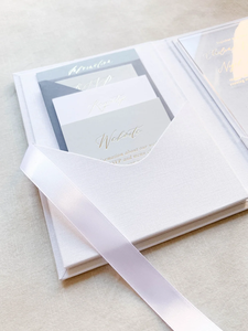 การ์ดเชิญงานแต่งงานแบบปกแข็งผ้าลินินสีขาวสุดหรูหรา พร้อมริบบิ้นผ้าไหม ดีไซน์พิเศษ ขนาด 5 <span class=keywords><strong>x</strong></span> 7 นิ้ว - Product Image 2