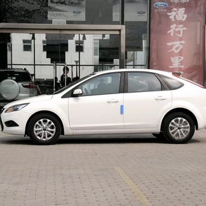 <span class=keywords><strong>Ford</strong></span> <span class=keywords><strong>Focus</strong></span> berline <span class=keywords><strong>2013</strong></span>, conduite <span class=keywords><strong>à</strong></span> gauche, essence bon marché, voitures d'occasion chinoises <span class=keywords><strong>à</strong></span> l'exportation, bon état, transmission manuelle, meilleur choix - Product Image 2