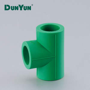 <span class=keywords><strong>Raccord</strong></span> en T en plastique PPR vert, raccords PPR, surface lisse, raccords de plomberie pour l'eau, en polyéthylène, type U - Product Image 1