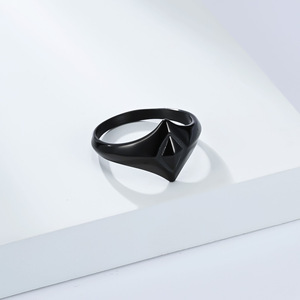 Minimalist, niche, high-end diamond-shaped <b>titanium</b> steel <b>ring</b> for men and women; geometric design; cool unisex style. - Product Image 4
