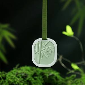 Juego de Velas Aromáticas de Cera de Soya Premium Hechas a Mano a Baja Temperatura con Diseño de Bambú Estilo Chino para Decoración Navideña del Hogar - Product Image 1