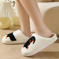 Chaussons d'intérieur confortables en coton et fourrure pour chien teckel de dessin animé, chaussons fermés pour l'hiver