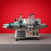 Mesin Pelabel Botol Bundar Datar Kaca & Logam Otomatis Elektrik untuk Meja Kerja dengan Konveyor, Gearbox, dan Layar Sentuh