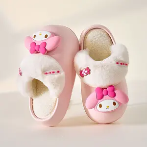 Sapatos Sanrioed Hello Kitty Kawaii, calçados de pelúcia para uso interno, moda de inverno quente Kuromi Y2K, melodia de desenho animado, novidade