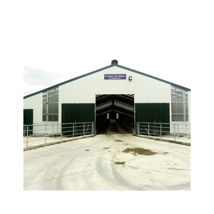 Establo de Acero Multi-Span Extensible para Vacas, para Operaciones de Ordeño a Gran Escala - Product Image 1