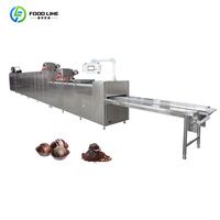 Ligne de remplissage automatique de chocolat, équipement complet pour la production continue de chocolat fourré aux fruits et à la crème