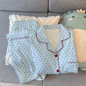 Conjunto <span class=keywords><strong>de</strong></span> <span class=keywords><strong>Pijama</strong></span> <span class=keywords><strong>de</strong></span> Crepé <span class=keywords><strong>de</strong></span> Seda <span class=keywords><strong>de</strong></span> Leche Arrugada <span class=keywords><strong>de</strong></span> Manga Larga para Mujer, Transpirable, Suave, Cómodo, Informal, para Estar en Casa - Product Image 5