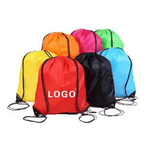 Sac de sport promotionnel à logo personnalisé bon marché sac de sport 210D polyester sac à dos à cordon