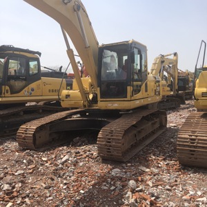 Komatsu มือสองรถขุด210LC PC สินค้าจากญี่ปุ่นรถขุด210LC เหมาะกับเครื่องจักรกลการเกษตร - Product Image 2