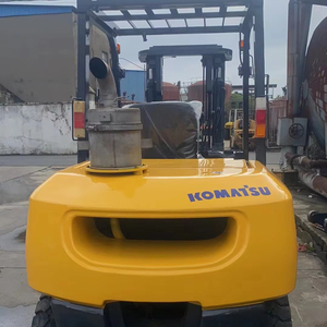 รถยกดีเซลโคมัตสึมือสอง 5 ตัน สภาพดี พร้อมเสาสามตอน และงาสูง 1000 มม. - Product Image 1