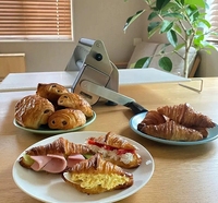 Laminoir à pâte manuel en acier inoxydable, machine de boulangerie commerciale avec conception pliable pour la pâte à pizza et la pâte feuilletée