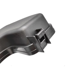 Cubierta de la caja de fusibles Mazda3 BHR1-66-761 de plástico para modelos Mazda3 BM BN - Product Image 2