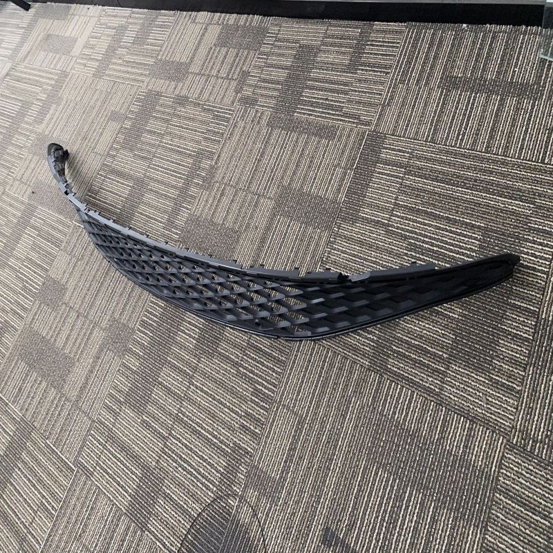 Factory Direct Premium Car Front Grille in Grille L11G8536719B9 for VW ID4 Auto Parts Image 2