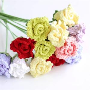 Nuevo Producto para el Día del Maestro y Navidad: Ramas de Rosas Tejidas de Lorraine, Decoración para Centros Comerciales y Tiendas, Productos de Flores Simuladas - Product Image 4