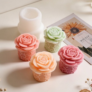Molde de silicona UNIMOUND para velas aromáticas con forma de columna de rosas, modelo 3D de rosa con textura de árbol, apto para horno, para bricolaje creativo. - Product Image 1
