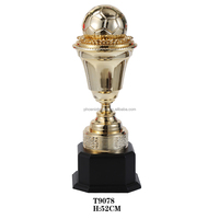 Trophée et médailles de football de badminton personnalisés en gros Trophée professionnel en métal Trophées d'échecs