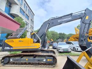 Excavadora de ruedas Hyundai 220lc-9c usada Hyundai 220lc-9c de la mejor calidad original del buen funcionamiento en venta - Product Image 4