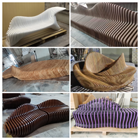 Chaise d'attente commerciale en bois massif carbonisé noir, conçue avec des feuilles stratifiées paramétriques, écologique et durable, pour hôpitaux et écoles
