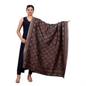 Chal Afgano Tradicional de Lana con Diseño Paisley, Bufanda Étnica con Estampado Floral, para Uso Diario, Unisex - Product Image 1