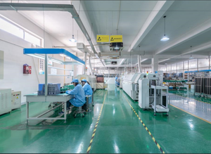 Variador de Frecuencia Variable (VFD) Trifásico de Alta Potencia de 380V~690V y 500kW de China Fuling/Folinn para Bomba de Aceite y Aplicaciones Industriales de Carga Pesada BD600-500G-4 440 - Product Image 3
