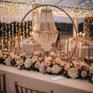 Centrotavola per Matrimonio Alto 125cm, Candelabro e Lampadario in Acrilico Dorato e Metallo Senza Luci, Decorazione da Tavolo per Eventi - Product Image 1