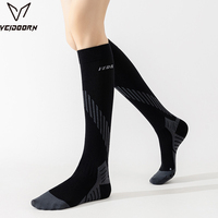 Bas de compression OEM personnalisés pour femmes et jeunes, faible MOQ, soutien gradué, hauteur genou, respirants, pour le sport