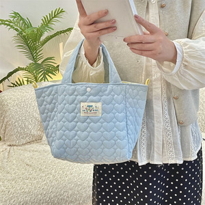 กระเป๋าโท้ทผู้หญิงแฟชั่นน่ารัก ขายส่ง สีฟ้าชมพู ผ้าแคนวาสลายควิลท์ สำหรับใช้ในชีวิตประจำวัน/ทำงาน/เดินทาง - Product Image 6