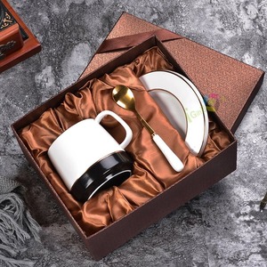 Cosmetics and water <b>bottle</b> cardboard gift <b>boxes</b> can be customized according to needs - Product Image 1