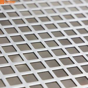 แผ่นโลหะสแตนเลสแบบเจาะรูทรงสี่เหลี่ยม ระบายอากาศได้ดี ทนทาน สำหรับป้องกันเครื่องจักรและตู้อุปกรณ์ - Product Image 1