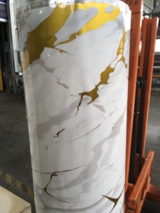 Feuille de marbre dorée de 1260 mm <span class=keywords><strong>pour</strong></span> le gaufrage à chaud, <span class=keywords><strong>pour</strong></span> panneau mural, cuisine, salon, bureau, hôtel, centre commercial, <span class=keywords><strong>meubles</strong></span> - Product Image 2