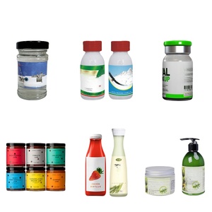 Machine d'étiquetage Yunqingtech pour bouteilles d'eau minérale en plastique, machine d'étiquetage semi-automatique pour bouteilles rondes - Product Image 2