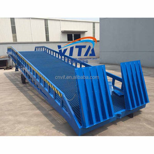 Rampa de Carga de Acero VITA con Elevador Hidráulico de Tijera para Uso en Muelles de Camiones, 11000x2020mm, Color Rojo, Neumático Sólido - Product Image 5