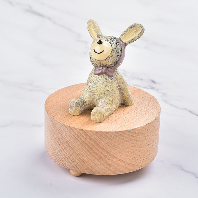 Yellow-Rabbit (rotation)
