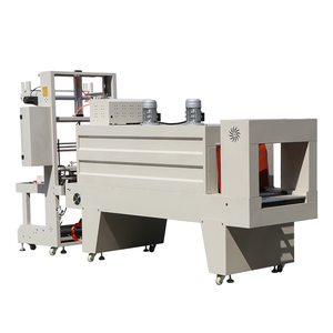 Machine de découpe automatique de film alimenté par système d'alimentation automatique avec dispositif de scellage et de rétraction des manchons / Machine d'emballage par rétraction de tubes de type manchon - Product Image 3