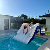 Plateforme de sécurité gonflable en bâche PVC durable pour toboggan de piscine