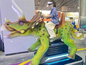 Fournisseur de dinosaures animatroniques Modèle de tour de dinosaure VR en grandeur nature - Product Image 2