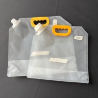 Poche à bec verseur transparente de qualité alimentaire, robuste, de 1 à 10 L, avec poignée de transport et bouchon à vis réutilisable, en stock