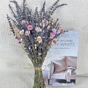 Bouquet éternel <span class=keywords><strong>de</strong></span> <span class=keywords><strong>fleurs</strong></span> séchées pour décorations <span class=keywords><strong>de</strong></span> mariage composé <span class=keywords><strong>de</strong></span> lavande et <span class=keywords><strong>de</strong></span> marguerites Cosmos pour la fête des mères Noël - Product Image 3
