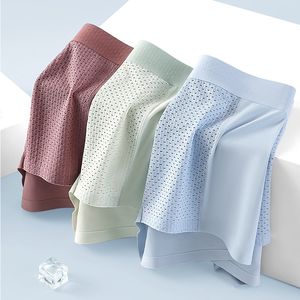Calzoncillos transpirables de verano sin costuras para hombre de seda helada al por mayor, ropa interior ultrafina de Color sólido, Calzoncillos Bóxer sedosos para hombre - Product Image 3