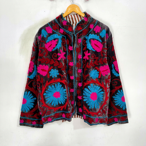 Veste en velours brodée Suzani multicolore, best-seller pour femmes, design floral respirant, confection artisanale, vêtements pour femmes. - Product Image 1