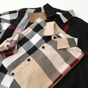 Camisa Clásica de Algodón Burberry para Hombre 2026, Forro con Diseño a Cuadros Icónico y Diseño Herencia, Confección Británica para una Elegancia Moderna - Product Image 3