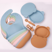 Vente en gros ensemble de vaisselle en silicone sans BPA personnalisé cuillère d'entraînement bol à bavoirs étanche pour bébés enfants sublimation imprimée