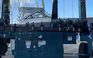 Grue mobile de levage de bateaux 100t 150t 200t, grue portique sur pneus en caoutchouc pour manutention de yachts, équipement de chantier naval - Product Image 4
