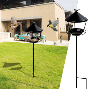 Mangeoire à oiseaux JH-Mech avec grande plateforme, plateau d'alimentation, construction robuste, revêtement en poudre de haute qualité, poteau en métal. - Product Image 4