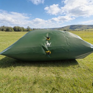 Réservoir souple pour huile combustible, grande capacité, taille personnalisable en usine, économique, 300L-10000L avec valve, certifié CE, facile à utiliser - Product Image 1