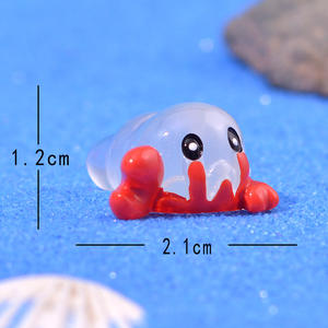 Vente en gros de <span class=keywords><strong>créatures</strong></span> marines exotiques et fantaisistes, poissons, scorpions, diorama en résine translucide luminescente, décoration aquatique, breloques 3D - Product Image 5