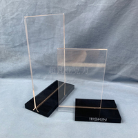 Plaque de table d'affichage personnalisée Menu de bureau en forme de T Porte-cartes avec logo Présentoir en acrylique en plastique