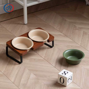 Ciotole Rialzate DRH per <span class=keywords><strong>Cani</strong></span> <span class=keywords><strong>di</strong></span> Piccola e Media Taglia, Supporto in Legno Antiscivolo con 2 Ciotole Profonde in Acciaio Inox per Cibo e Acqua - Product Image 4